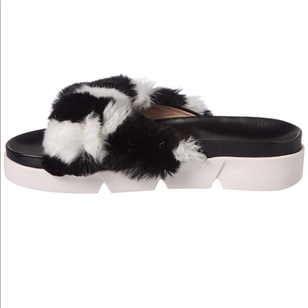 Stuart Weitzman sublime slide